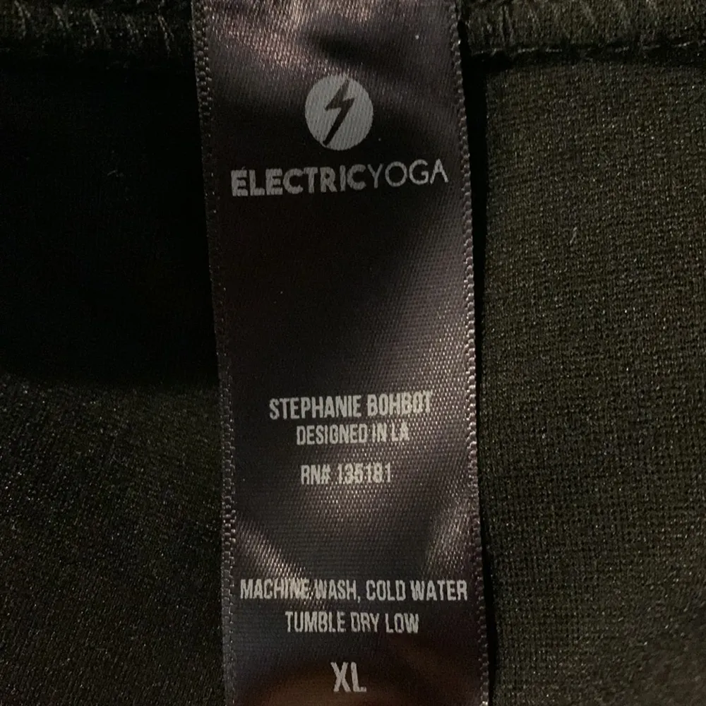 Electric Yoga Trendsetter Leggings Black Size XL NWOT - Image 4