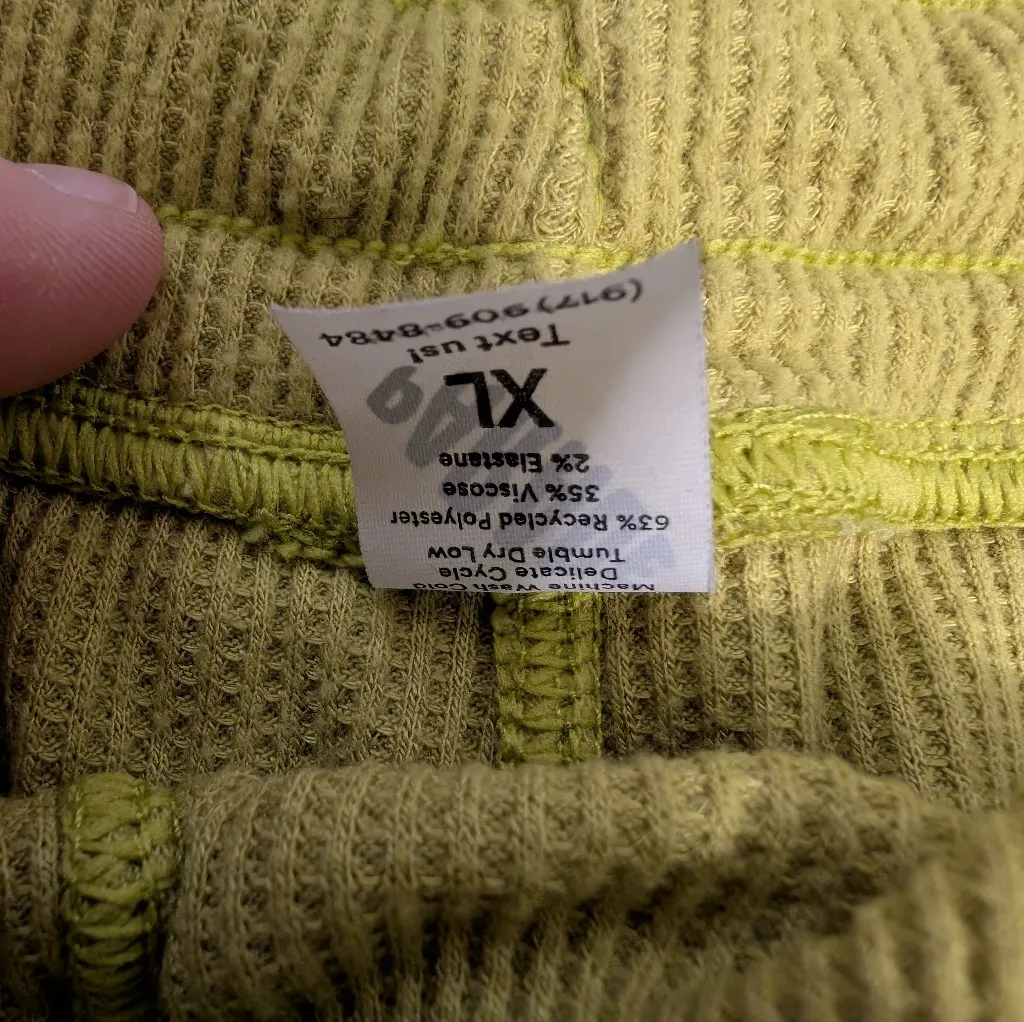 Parade Lot Of 2 Waffle Shorts Women's XL Yellow/Magenta Red - Image 2