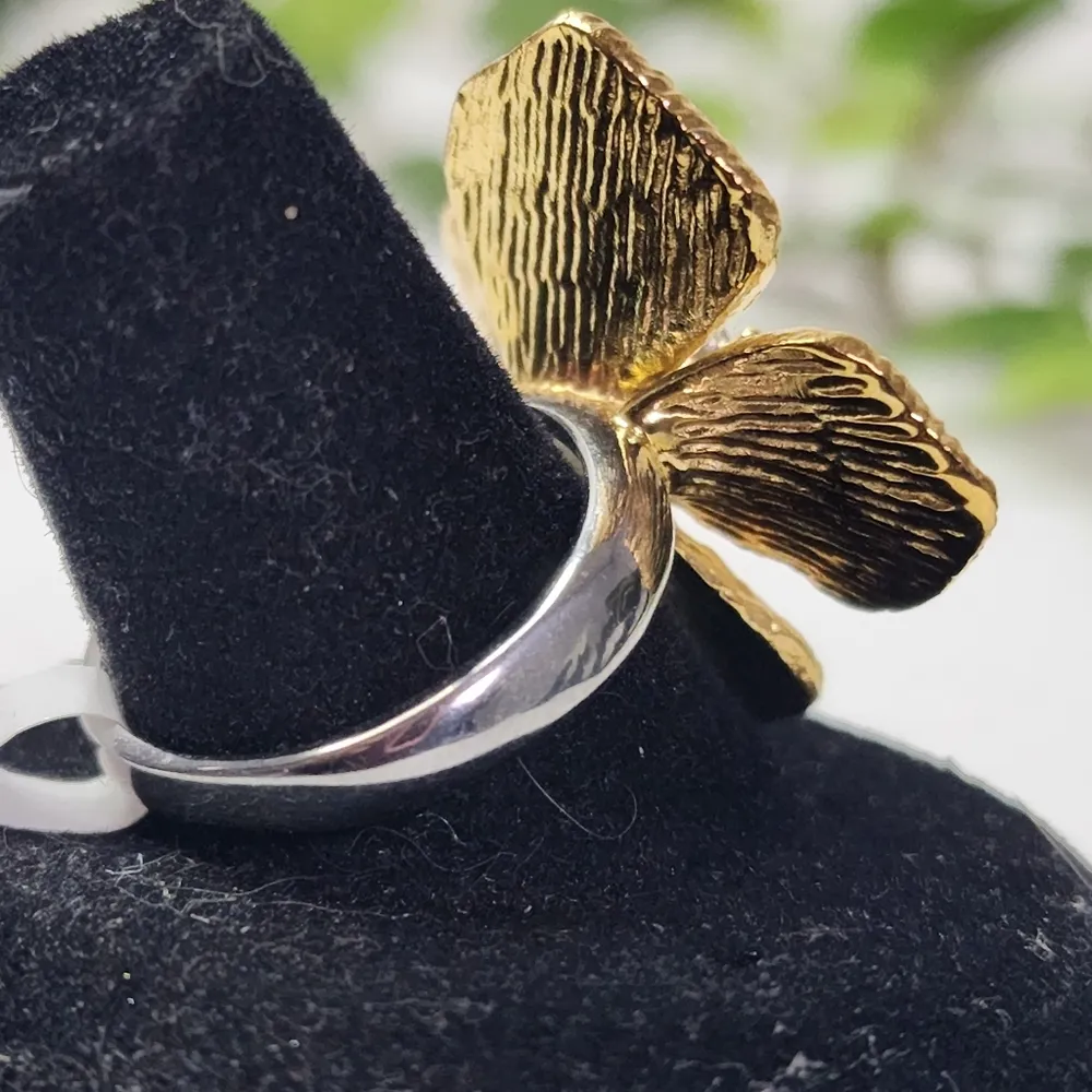 Gold and Silver Flower Ring with Zirconia Center - Image 3