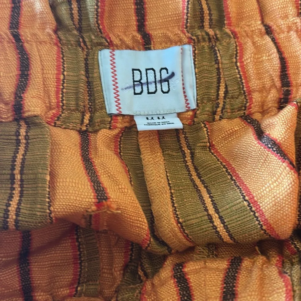 NWOT BDG X Urban Outfitters Frankie Paperbag Micro Short in Orange - Image 8