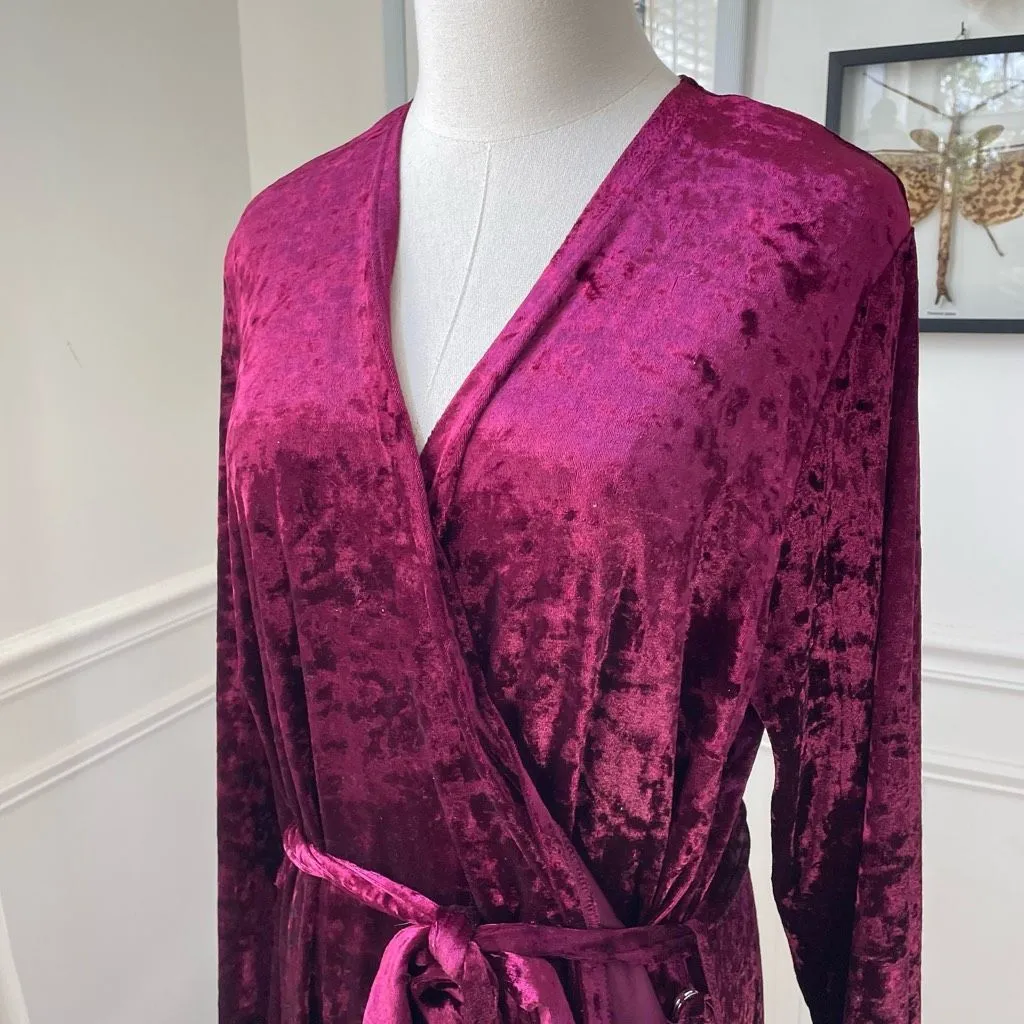 NWT Glamorous Curve Burgundy Crushed Velvet Wrap Dress $119 16 - Image 4