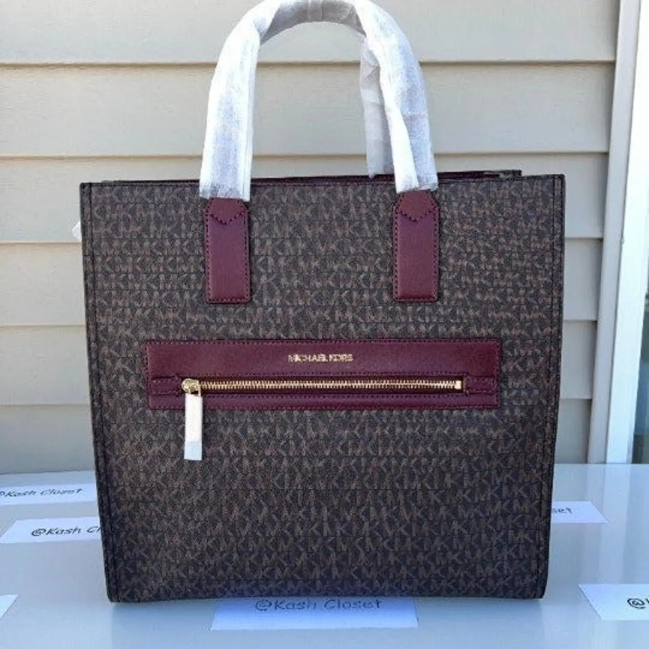 Michael Kors Merlot Kenly Tote Large MK Signature Purse Bag - Image 4