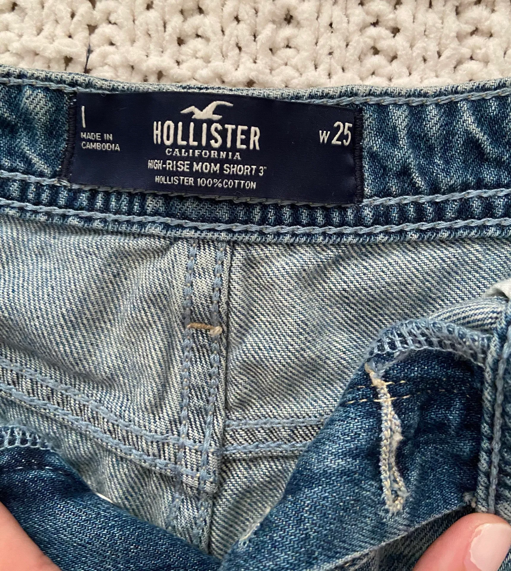 Hollister High Waisted Shorts - Image 4