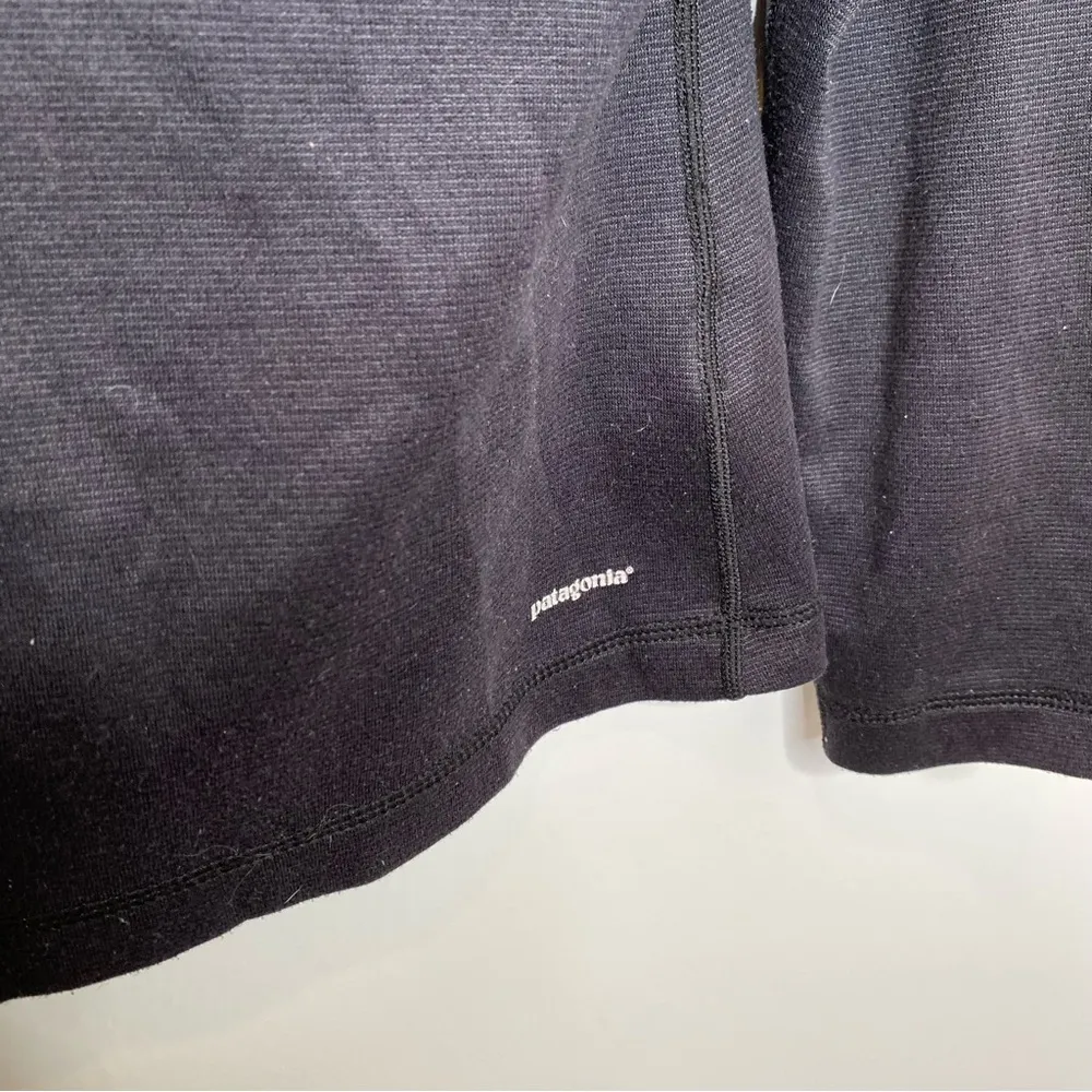 Patagonia Black Half Zip Sweater - Image 2