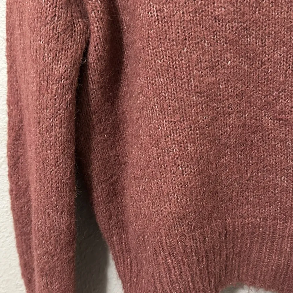 New without tags Fuzzy Knit Crew Neck Sweater by express size XS - Image 3