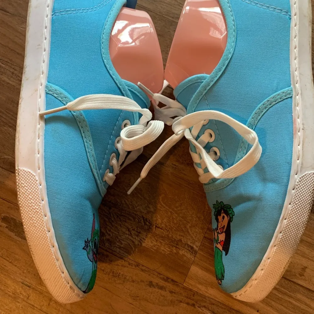 Disney Lilo & Stitch Women's size 8 M Blue Fashion Sneakers comfort shoes - Image 8