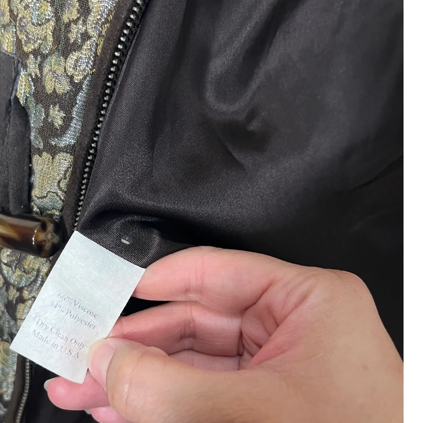 Vintage Baxis & Baxis Floral‎ Tapestry Vest Faux Fur Collar Toggle Closure Small Brown - Image 7