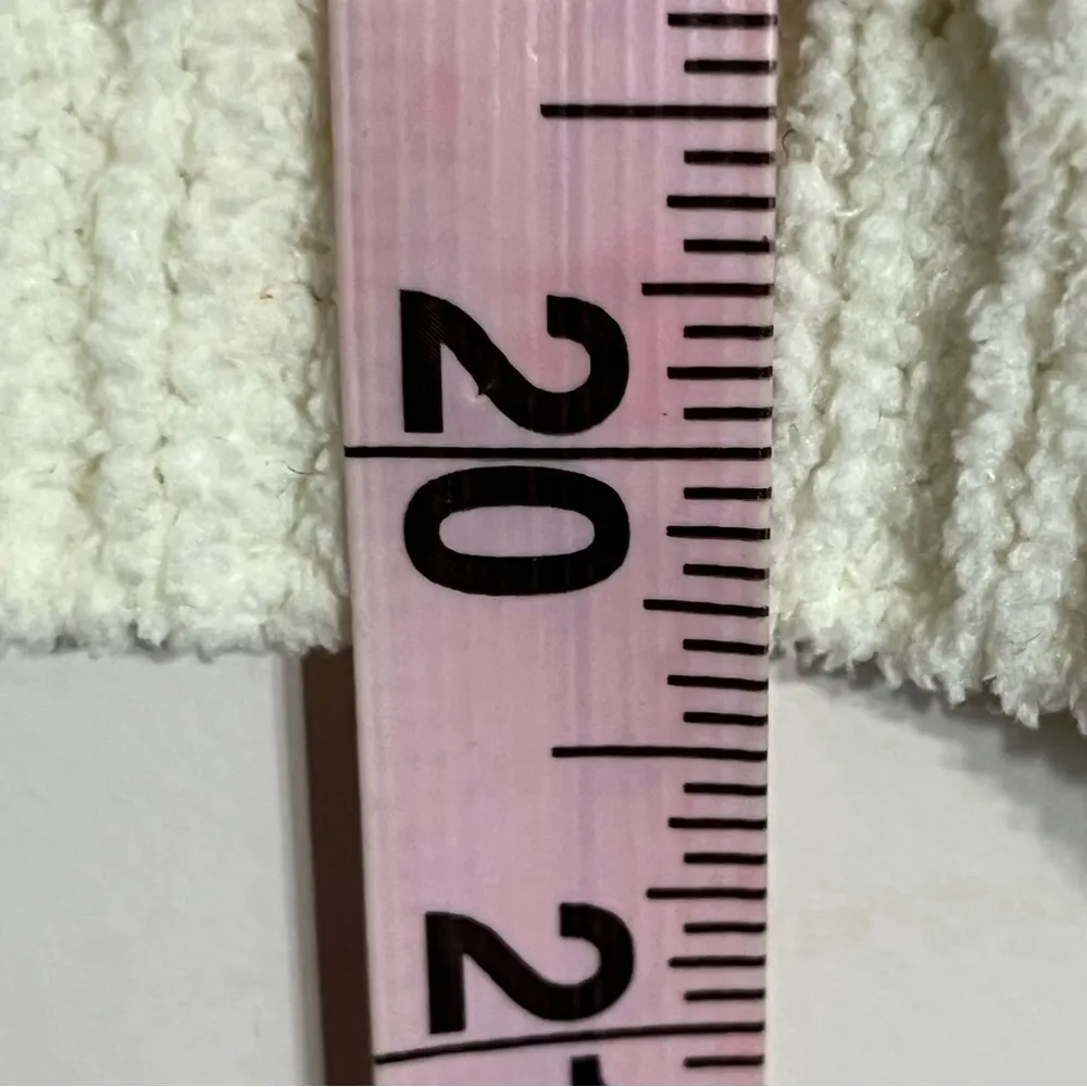 Women’s Warm & Cozy Lifestyle Sweater Soft Lightweight Chunky Size Large V Neck‎ White - Image 5