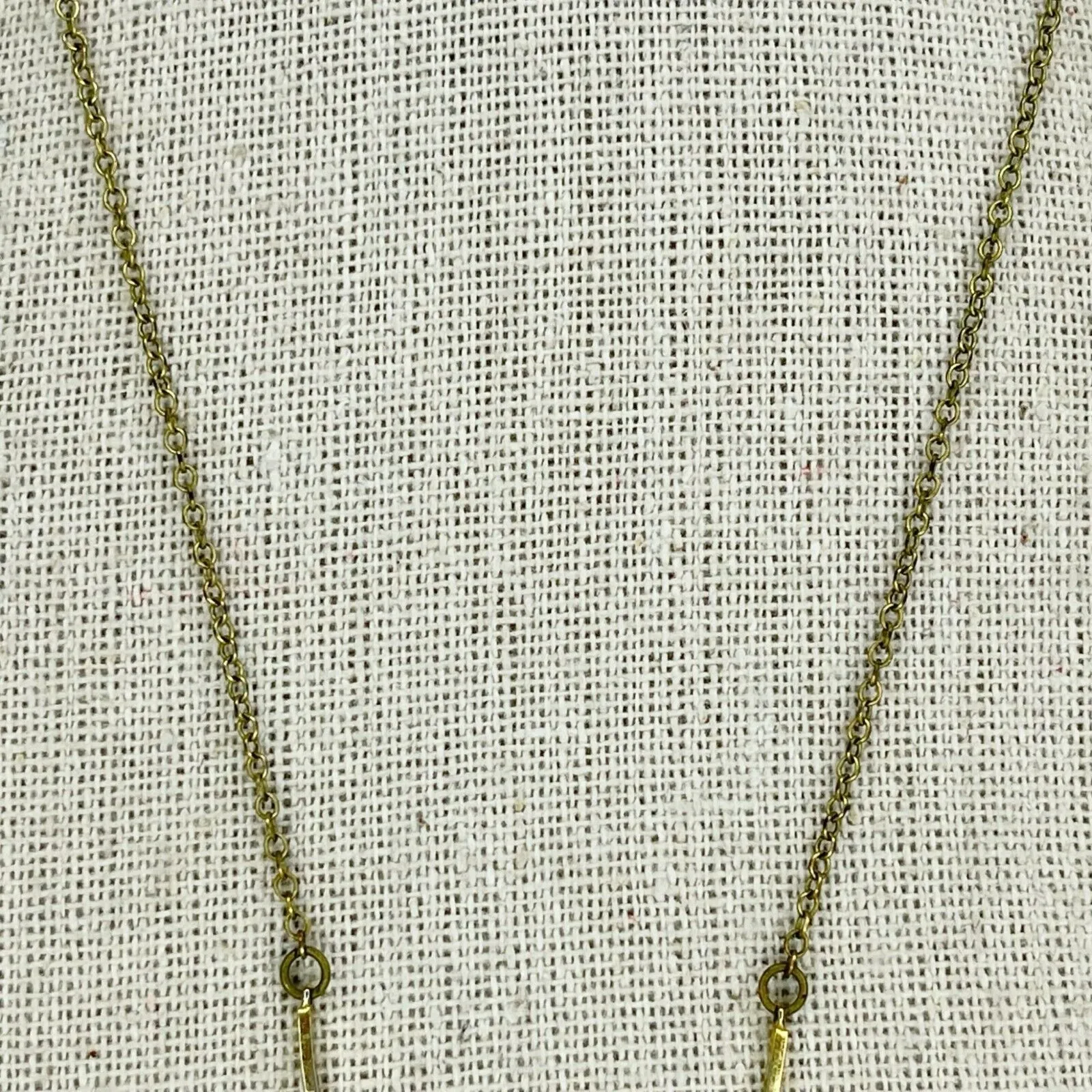 Gold Tone Dainty Chain Link Snowflake Star Pendant Necklace - Image 2