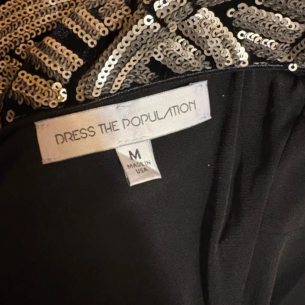 Tabitha Cap Sleeve Sequin Mini Dress in gold & silver - Image 5