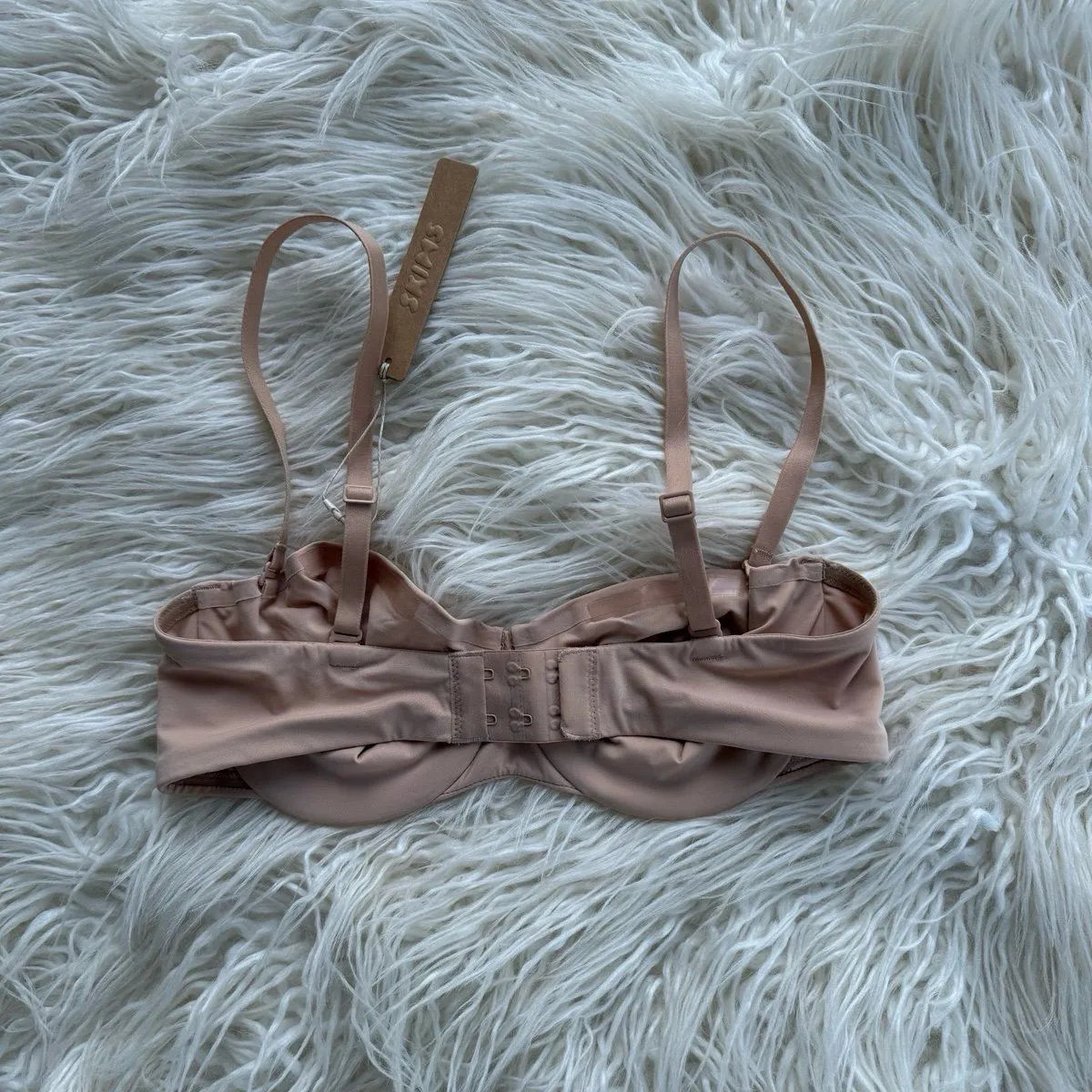 Skims Smoothing Intimates Strapless Bra Clay Size 34B - Image 5