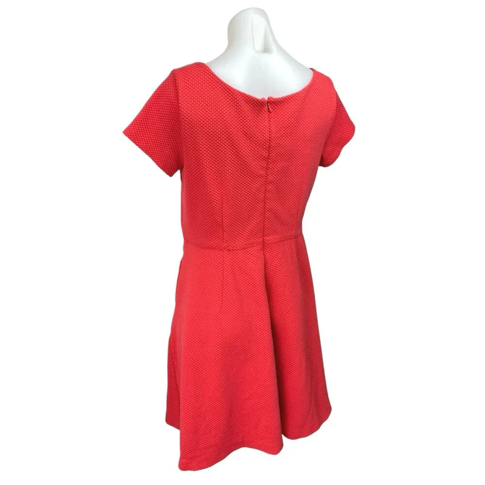 Banana Republic Red Textured Short Sleeve Mini A-Line Fit & Flare Dress Size 10 - Image 2