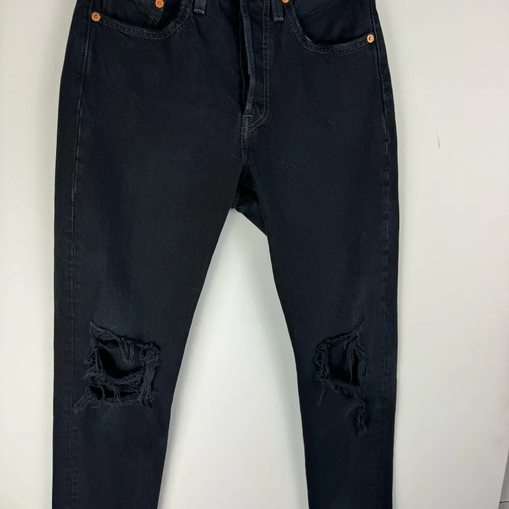 Levi’s 501 S Skinny Premium Denim Jeans Sz 24 Black Denim Distressed Raw Hem - Image 13