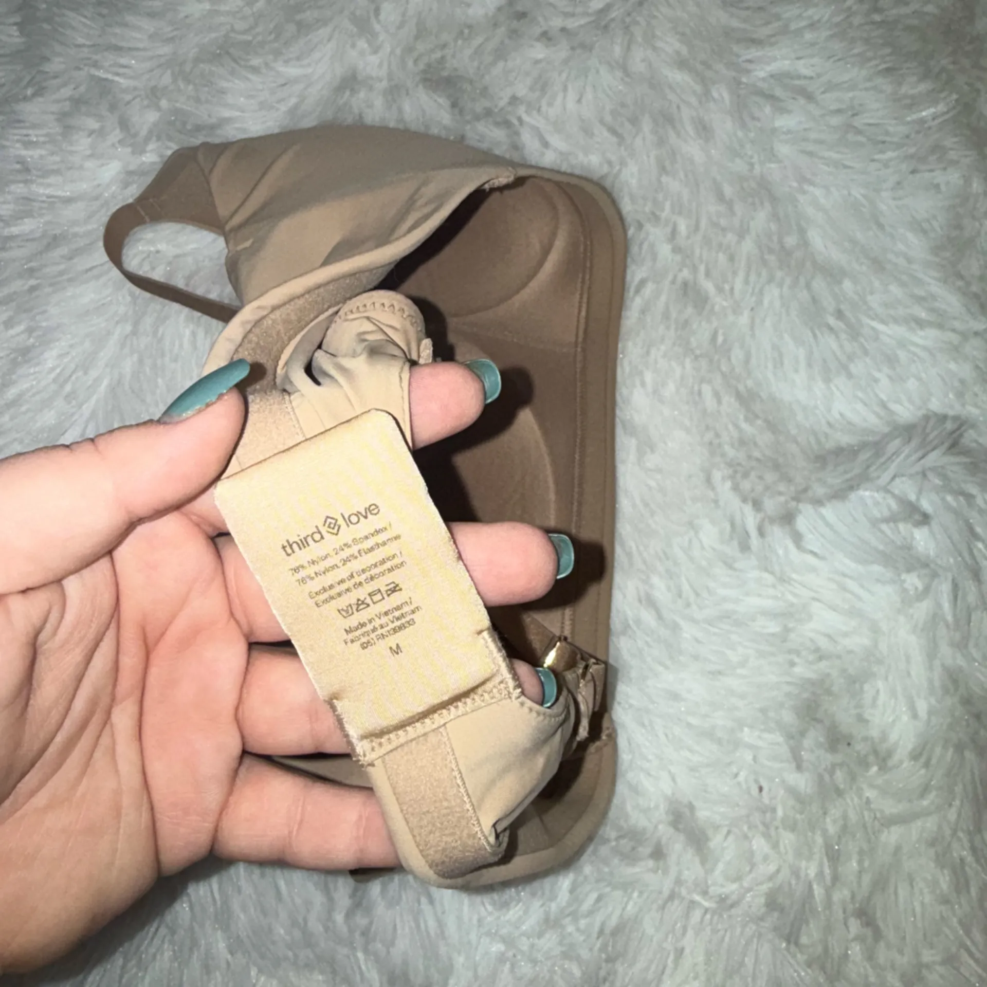 Third Love Wireless Nude Bra size Medium - Image 4