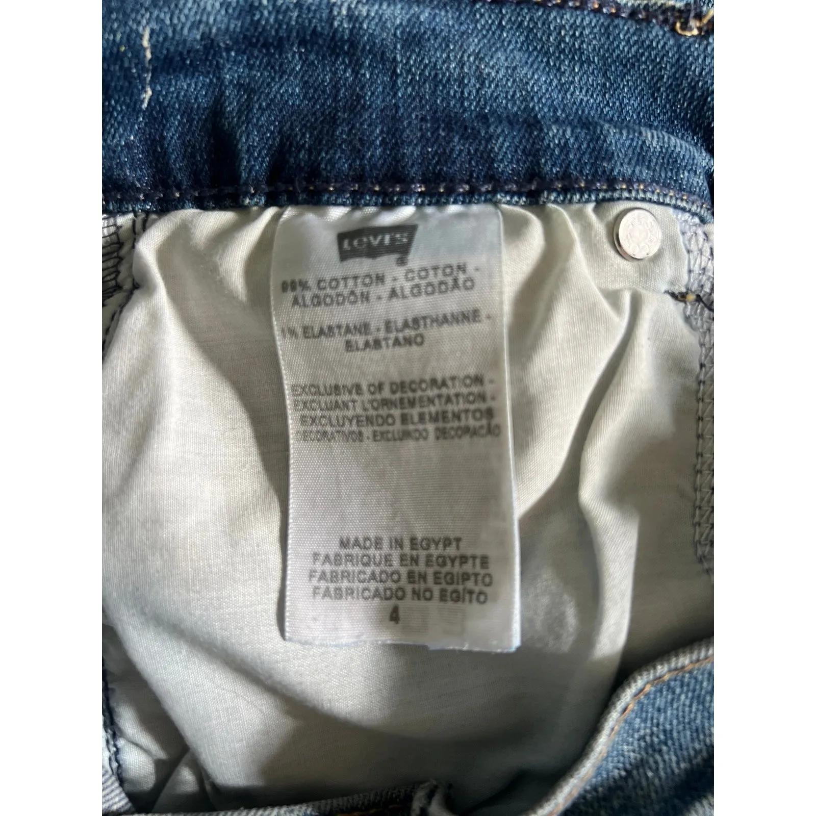 Levi's Women's San Francisco 515 Capri Denim Blue Mid - Image 8