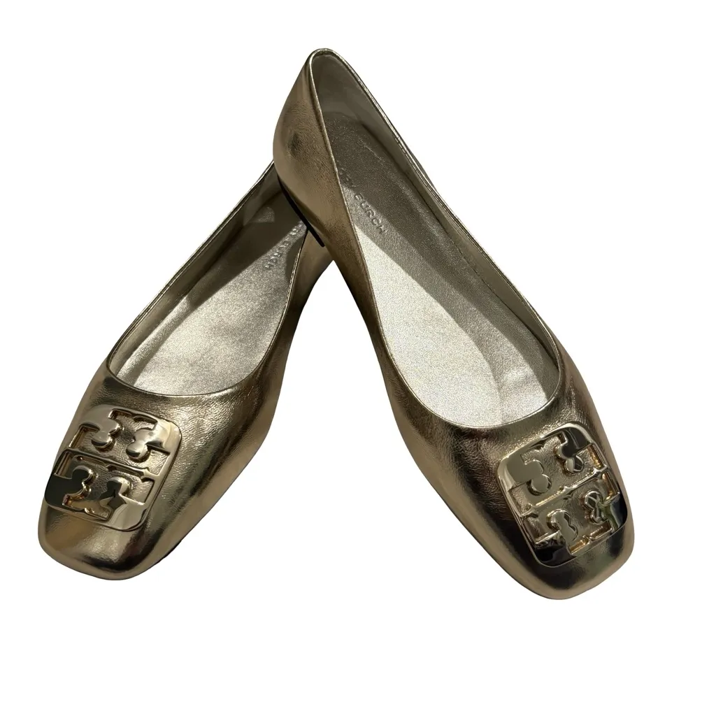 NWOT, Tory Burch Gold Metallic Square Toe Double T Logo Ballet Flats, Sz 6 - Image 2