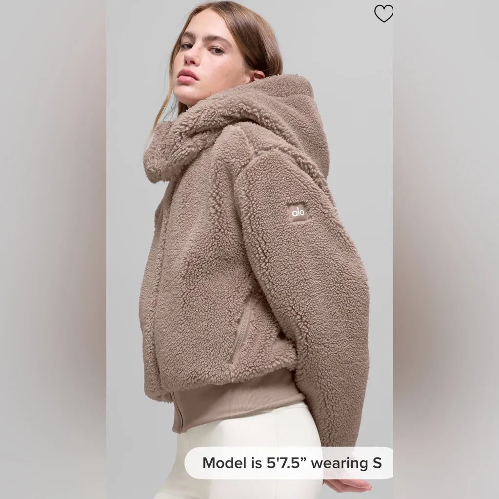 Alo Yoga NWT Foxy Sherpa Jacket Full Zip, removable Hood, Chai Latte Size S - Image 3