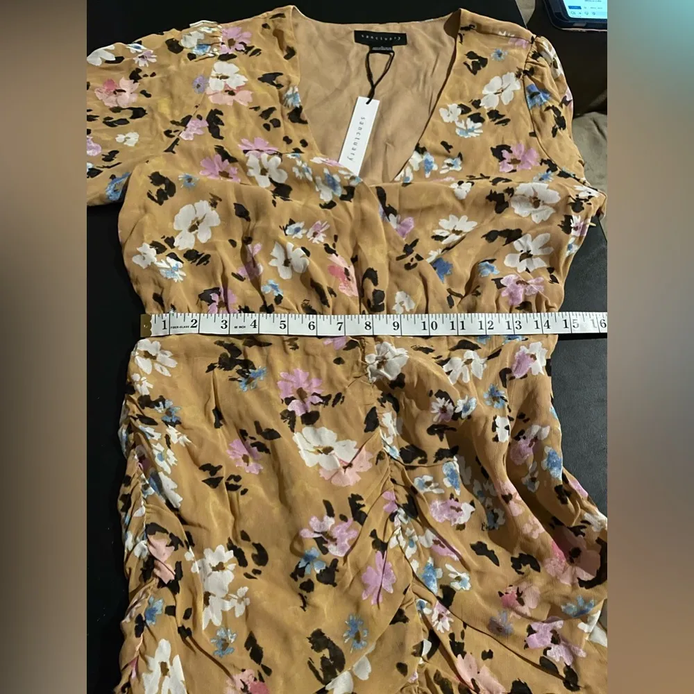 NWT Sanctuary Dreamer Georgette Floral Print Surplice V-Neck Puff Sleeve Size 6 - Image 6