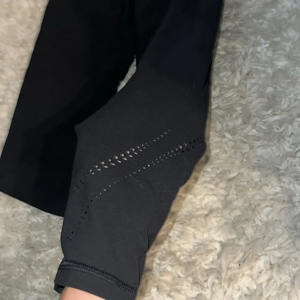 NWT elation lasercut tight - Image 4