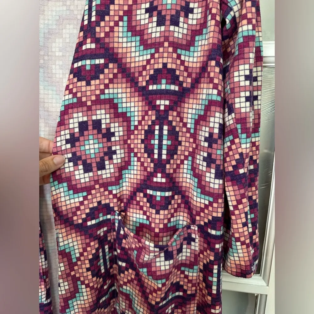 LuLaRoe Sarah Long Sleeve Duster Cardigan Pixelated Floral Print Size Medium M - Image 3