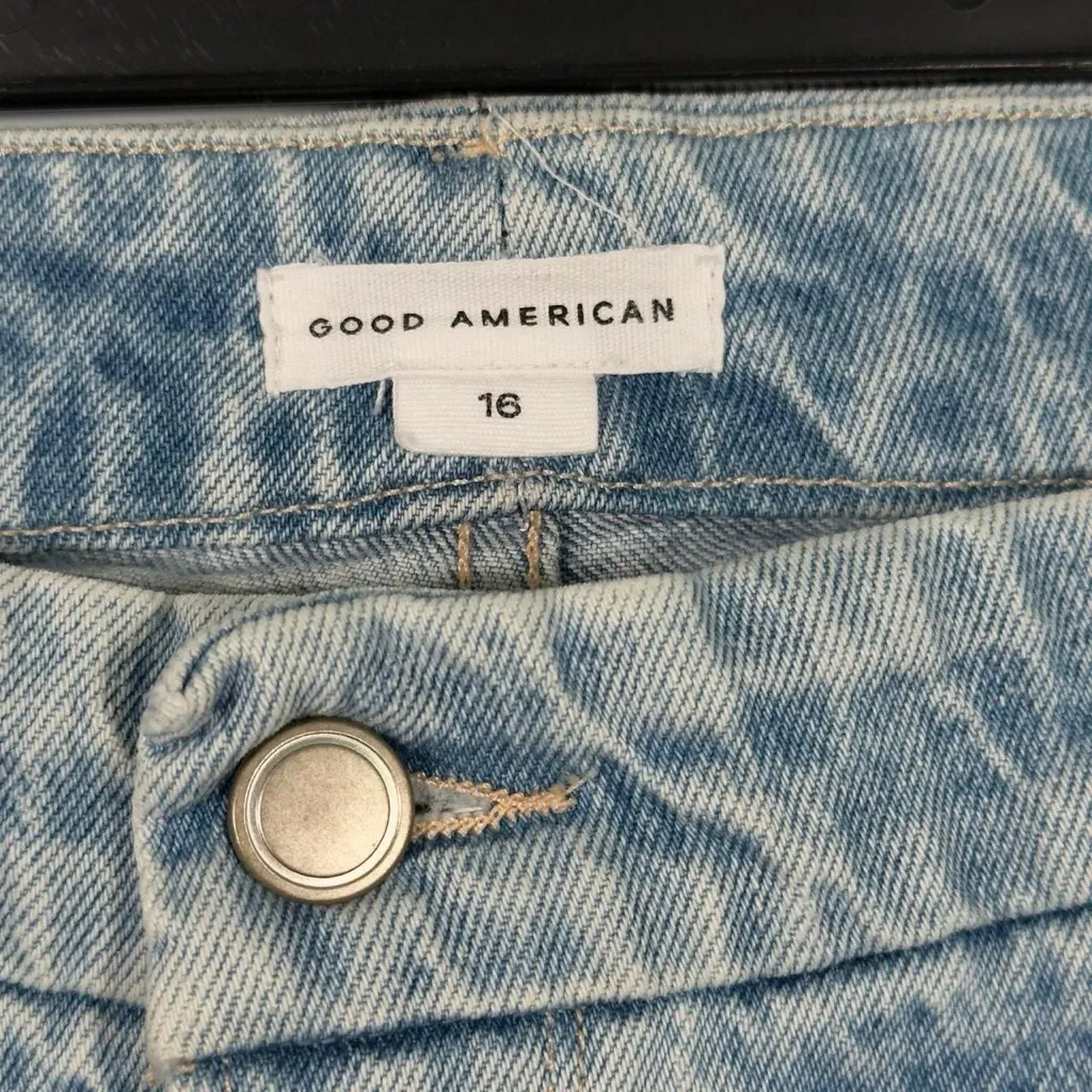 Good American Light Wash Stretch Mom Jean Size 16 High Rise Straight Leg Tapered - Image 6