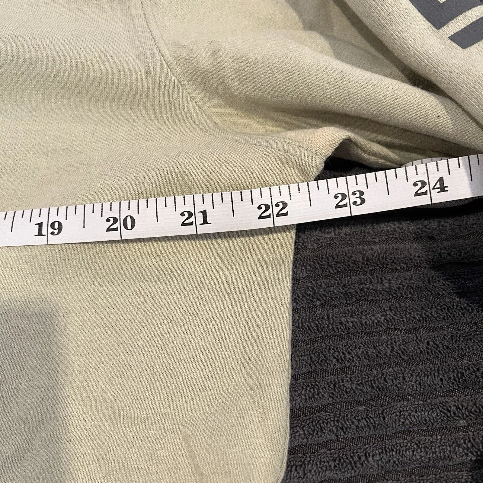 Carhartt Women Long Sleeve T-shirt Loose Fit L Sleeve logo Crew Neck Light Green - Image 9