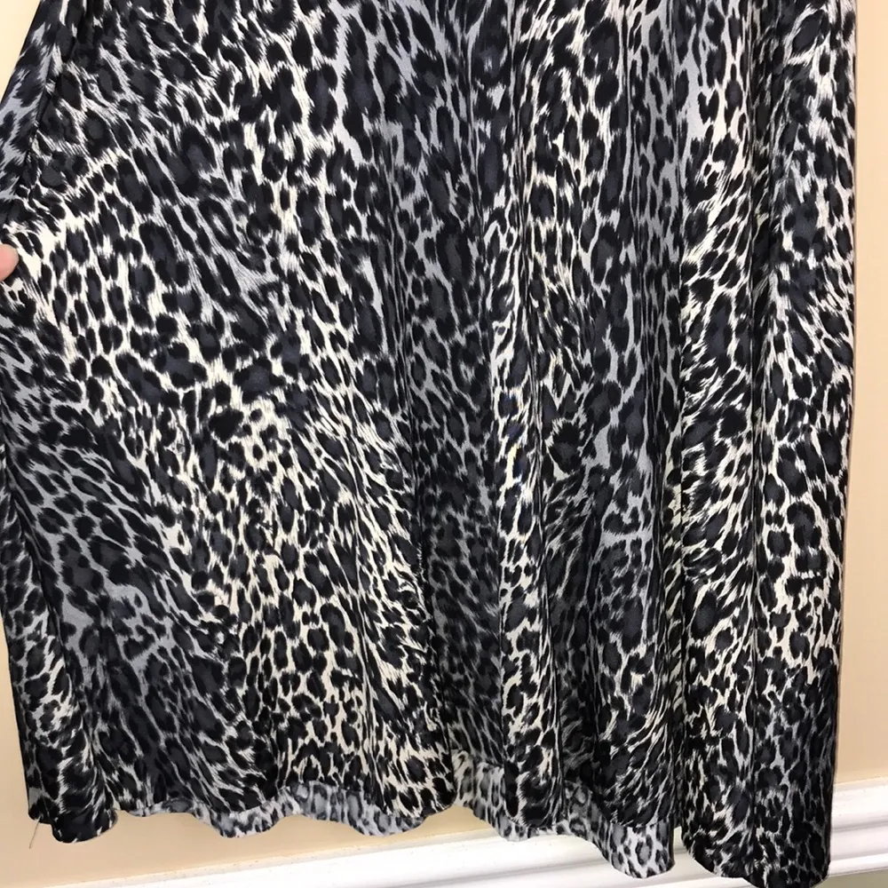 VTG Y2K Baby Phat Women’s Cheetah Print Jewel Ring Embellished Silky Blouse - Image 7