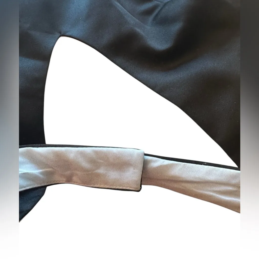 David’s Bridal Black Satin Halter Gown Floral Embroidery Size 6 Vintage Formal - Image 10