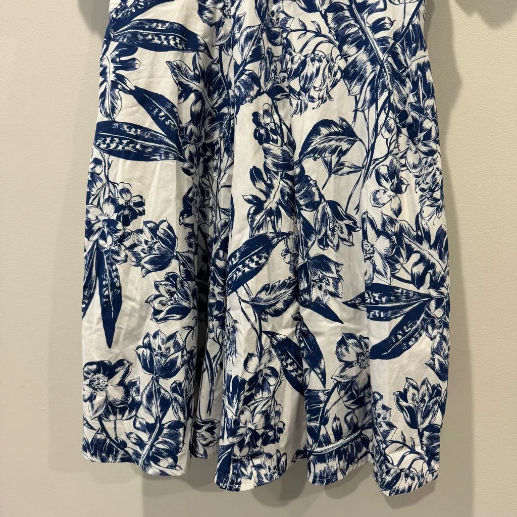 ABERCROMBIE Emerson Poplin Puff Sleeve Baby Doll Dress White floral/blue Sz Med - Image 4