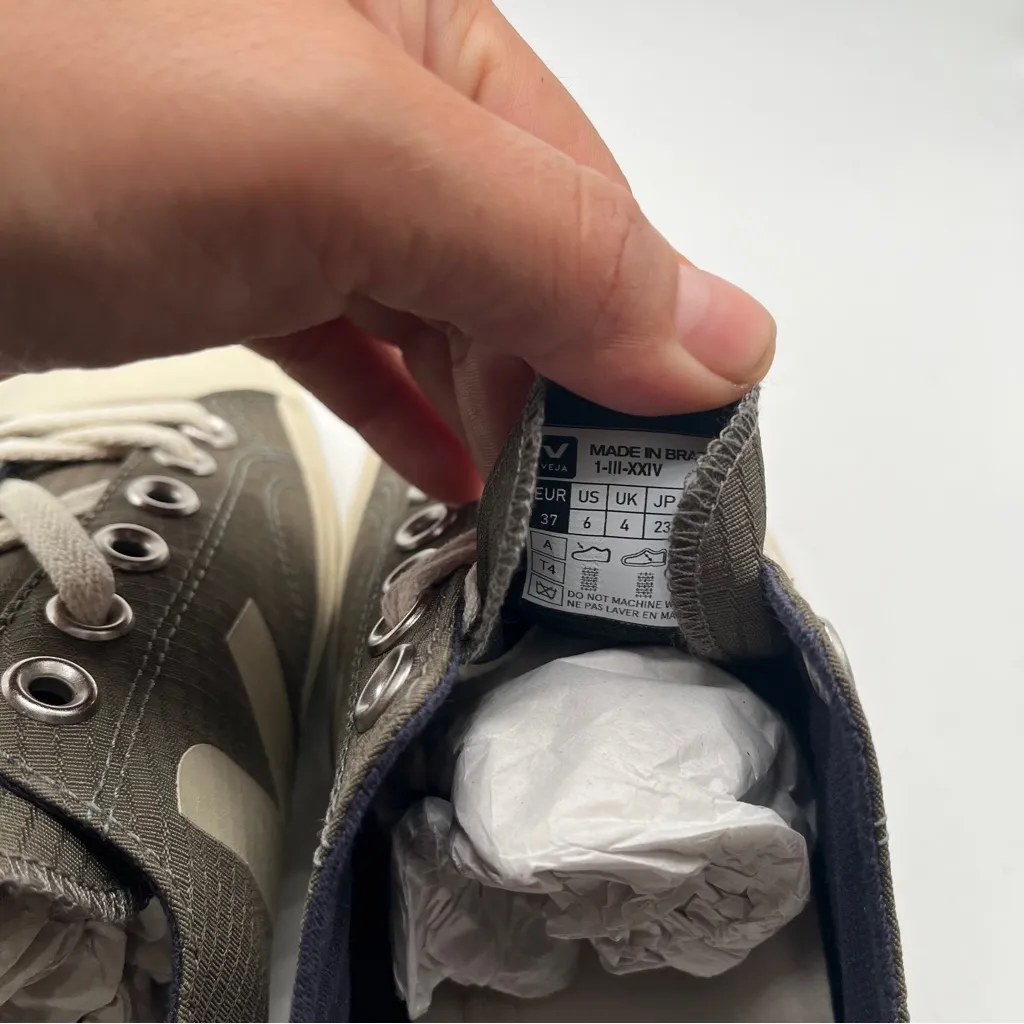 NWB VEJA WATA II LOW RIPSTOP KAKI PIERRE size 6 women shoes - Image 11