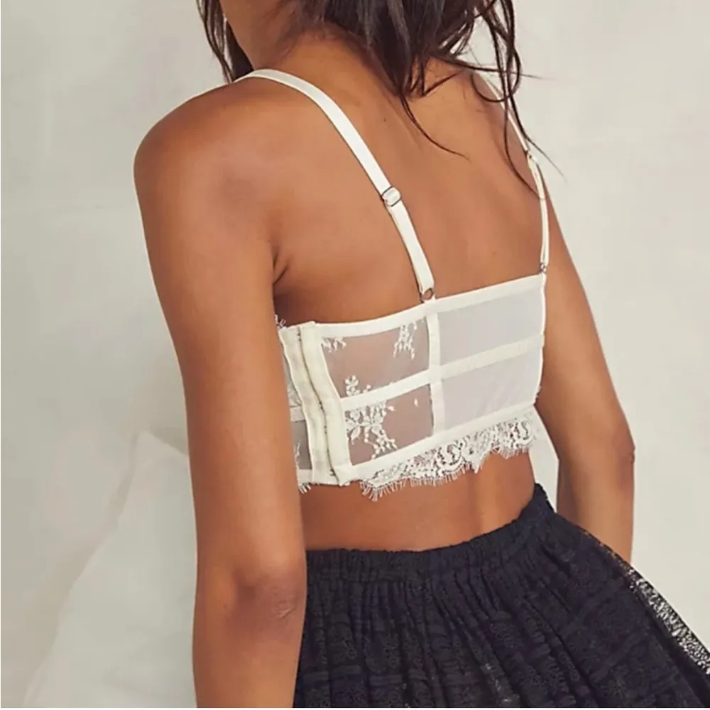 Free People Intimately Layer in lace Bustier cream size S NWT - Image 2