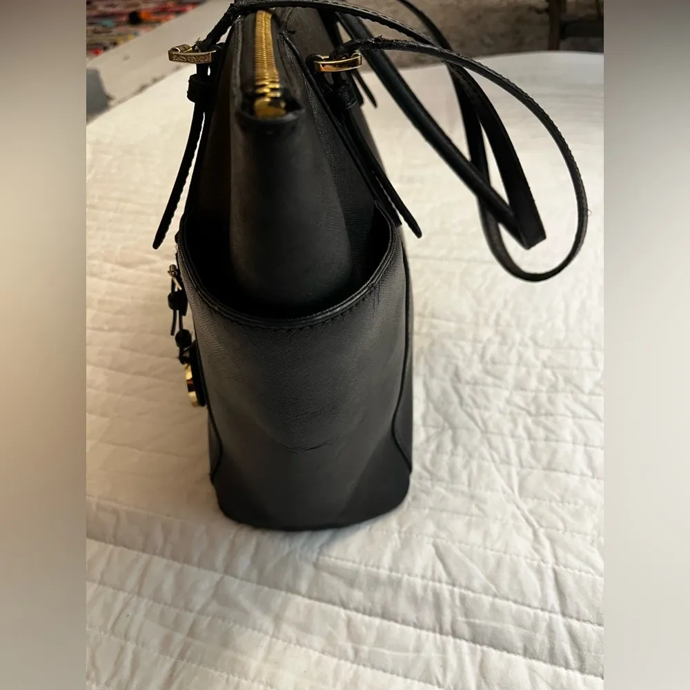 Michael Kors Jet Set Top-Zip Saffiano Leather Tote in Black - Image 2