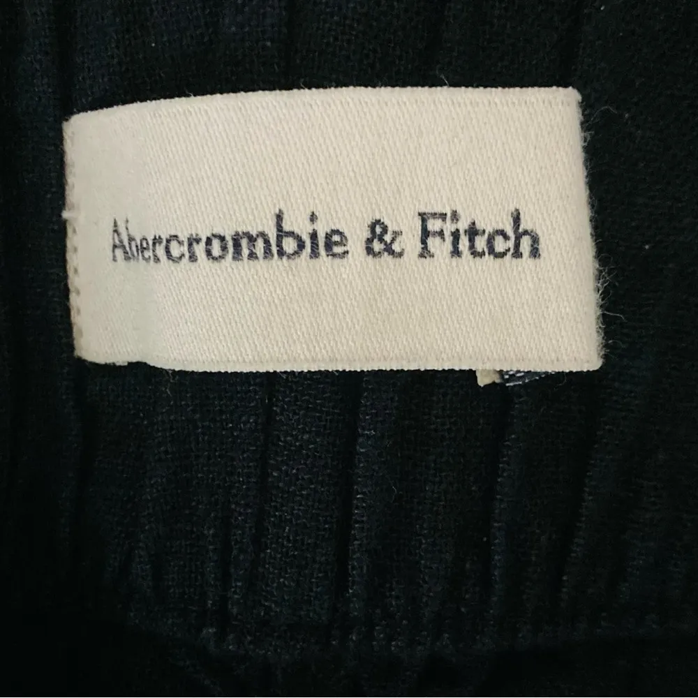 Abercrombie & Fitch linen blend black ultra wide leg pants. Size medium. - Image 6
