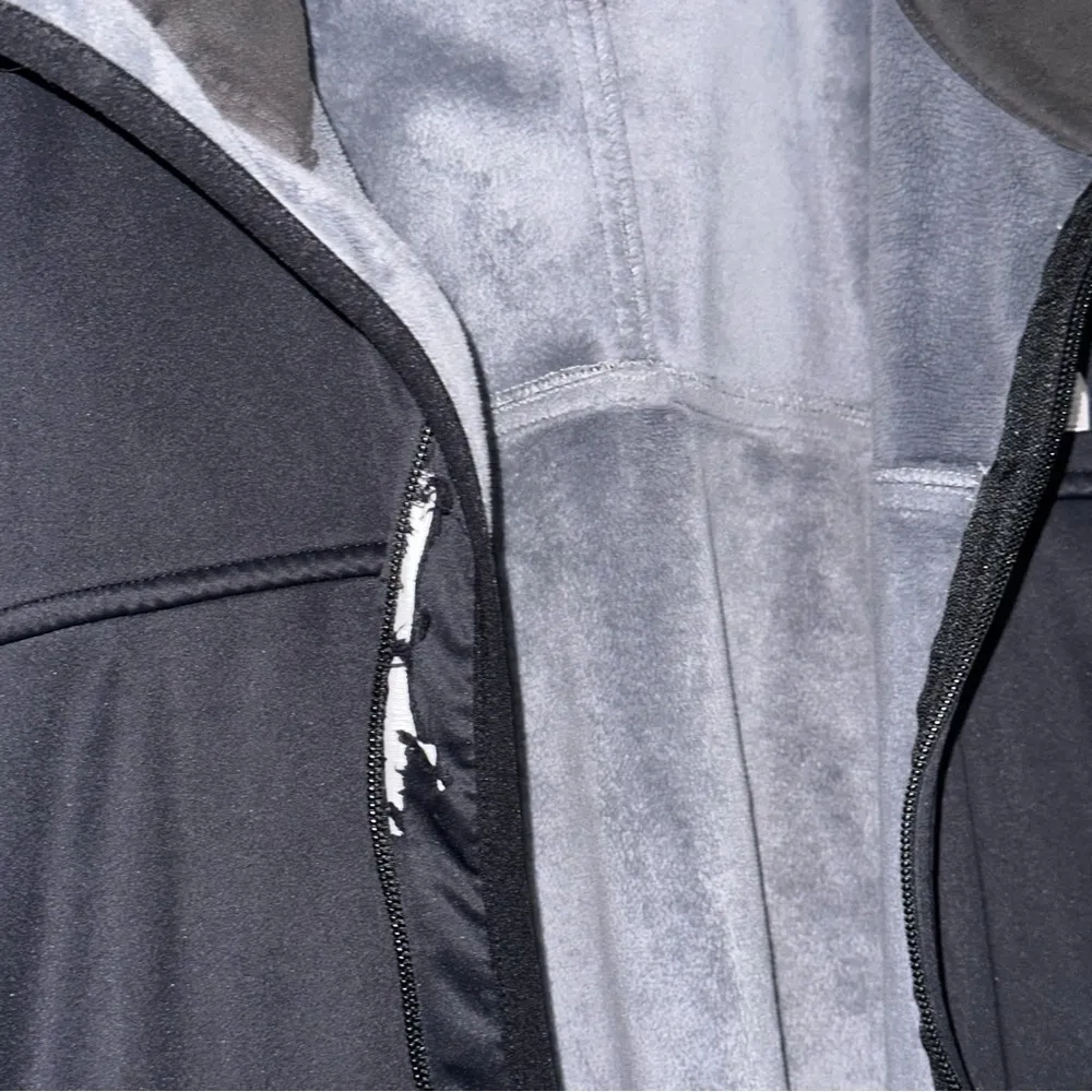 The North Face  Women’s Size L Black Summit Series Windstopper Softshell Jacket - Image 7