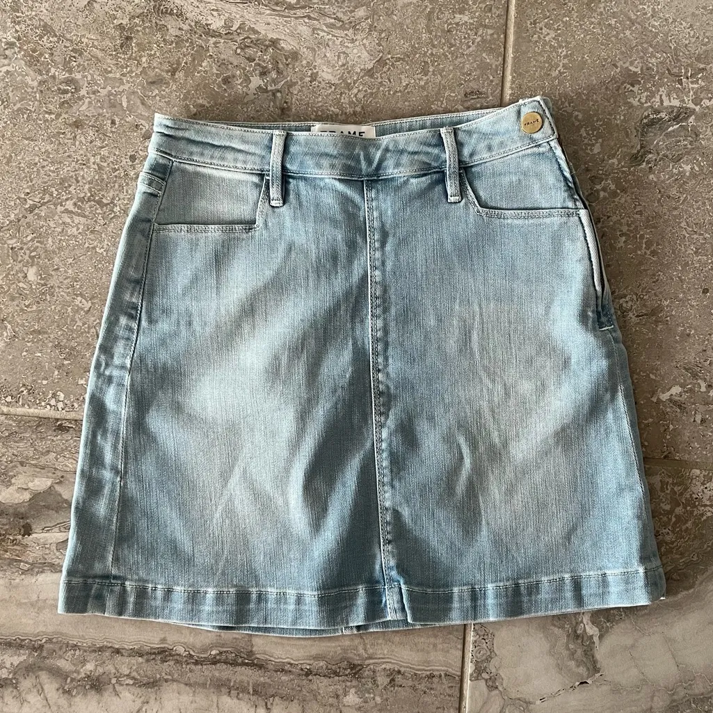 Frame Barrington Mini Skirt in Faded Blue, Size 25 / Small, Retail $215 - Image 2