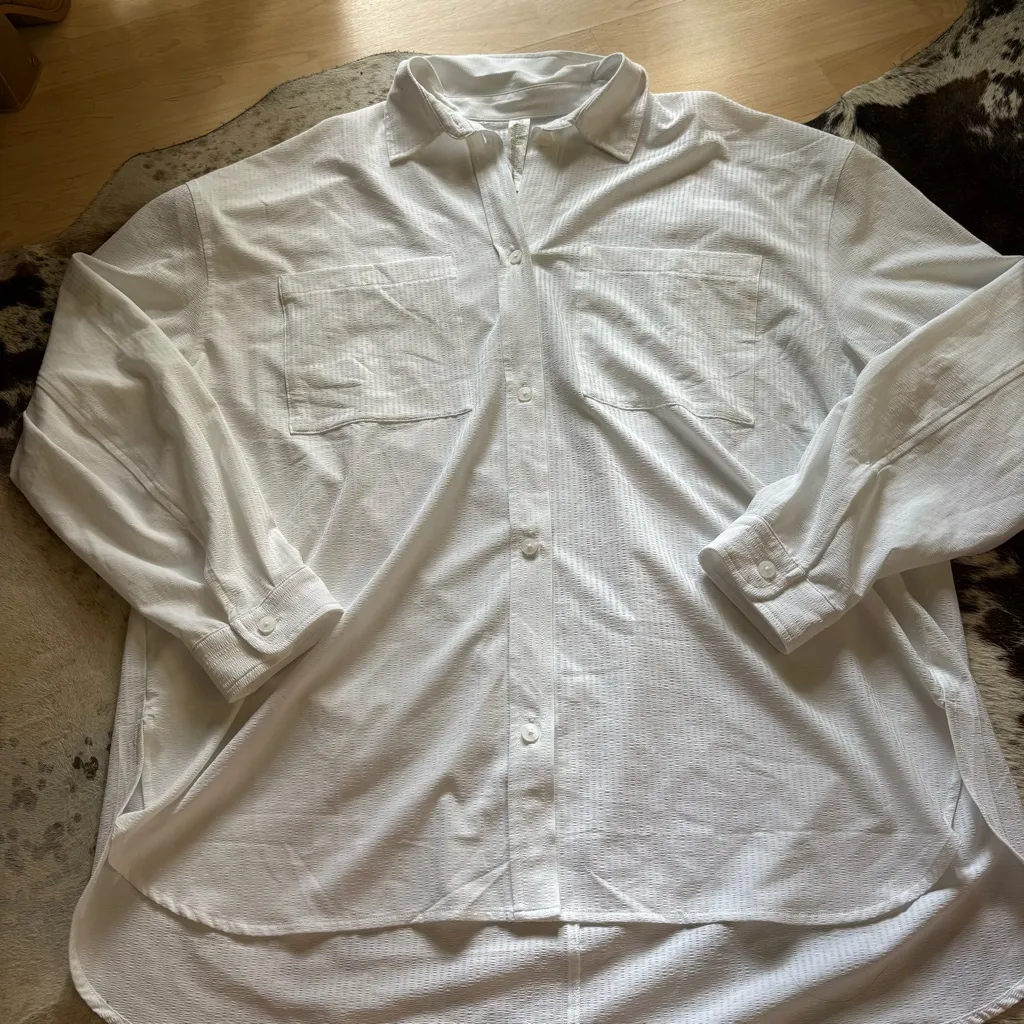 ALO Dreamscape Button Down Long‎ Sleeve Size Large In White - Image 4