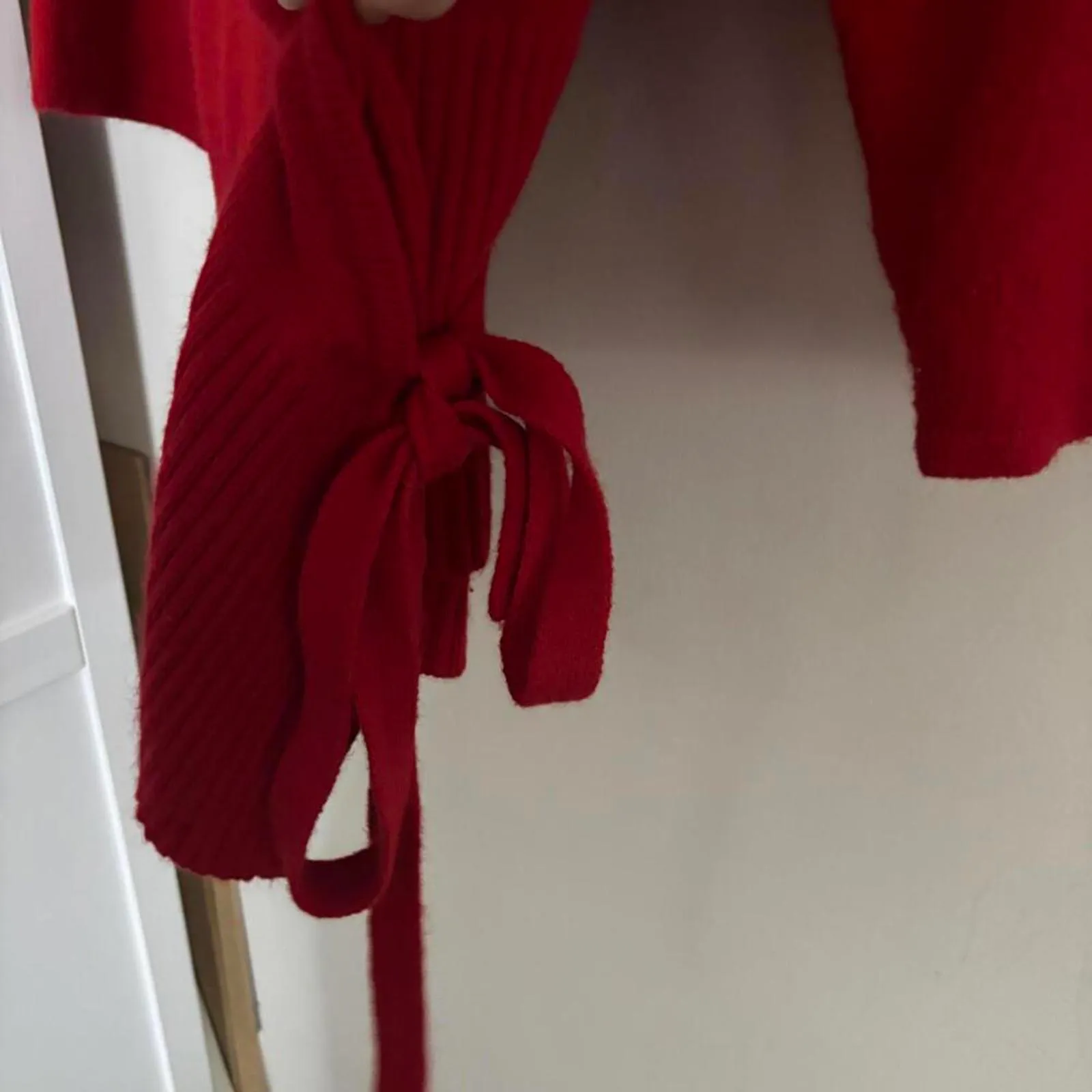 Venezia Jeans Angora Blend Red V Neck Wrap Sweater Soft Stretch Size undefined - Image 4