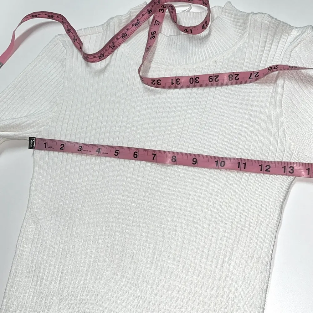 Juniors large sweater dress off white ribbed long sleeved dress women’s small - Image 4