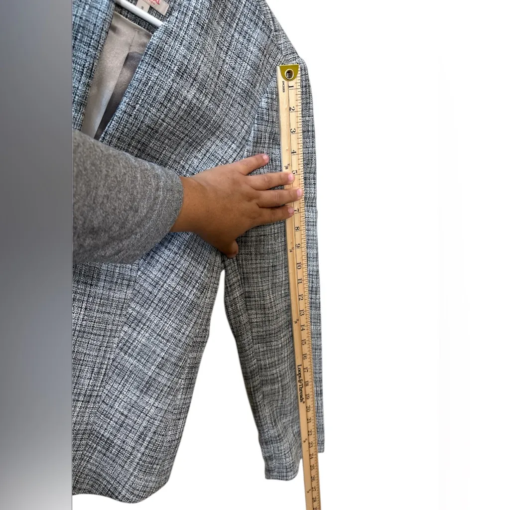 The Limited Scandal Collection Gray Plaid Blazer,Size S,Made in Vietnam - Image 8