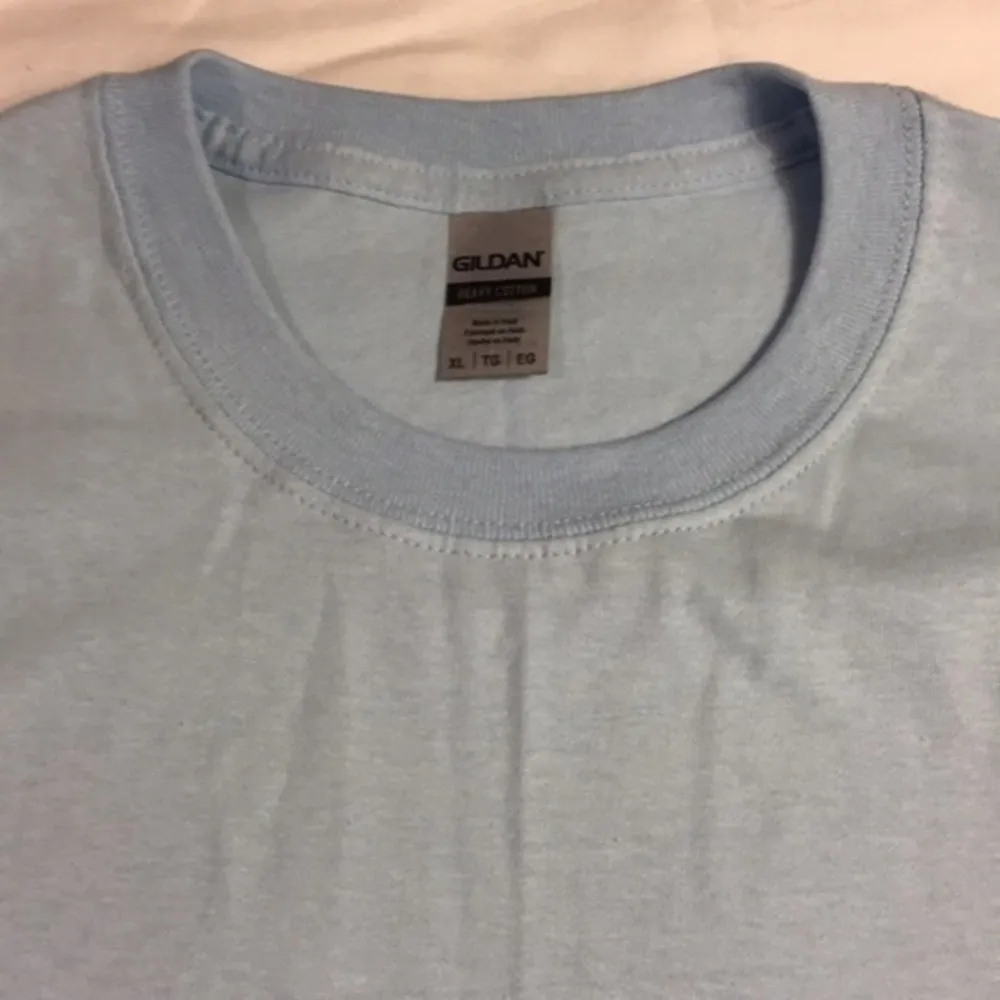 Gildan  T shirt  XL - Image 13