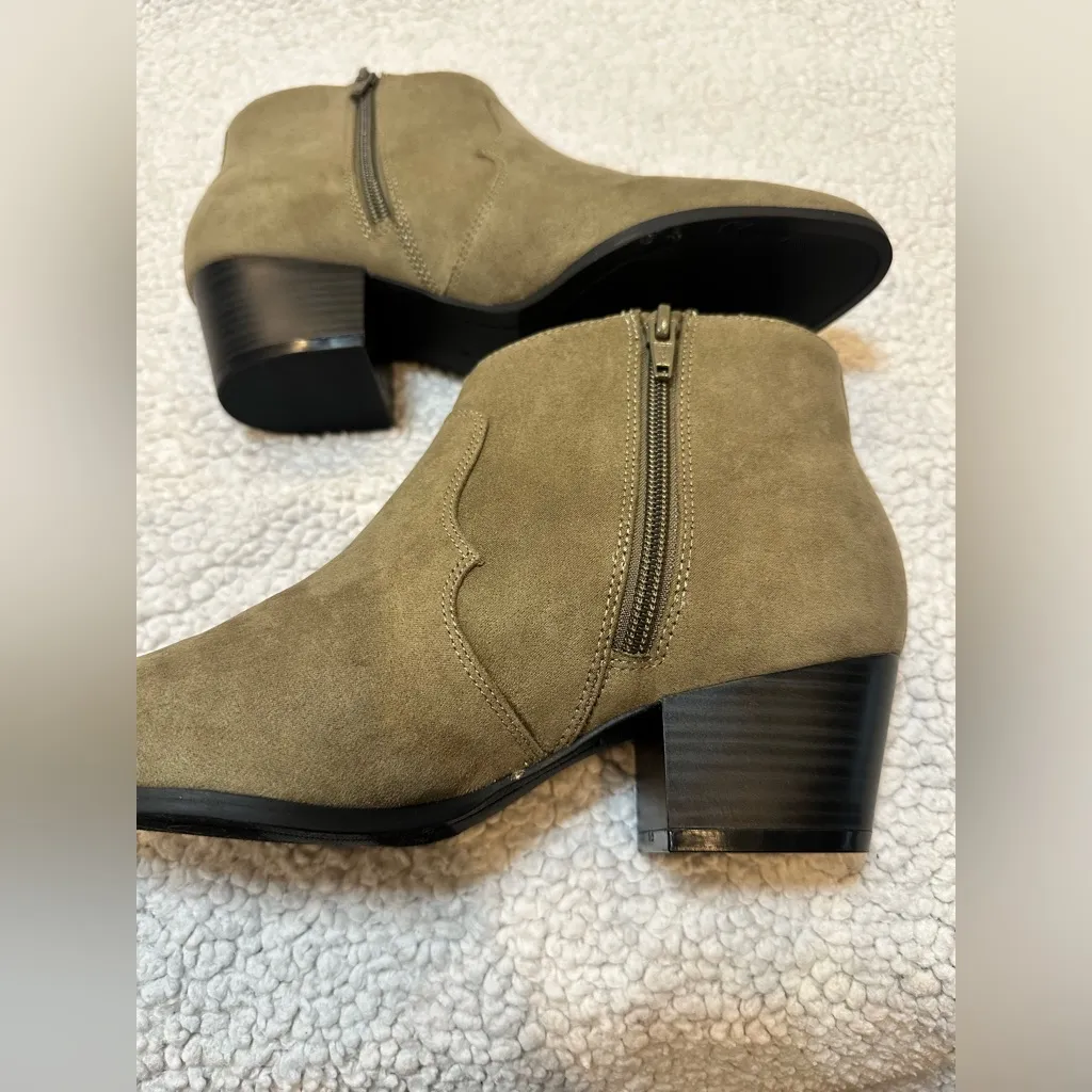 Old Navy Olive Faux-Suede Ankle Boots - Image 15