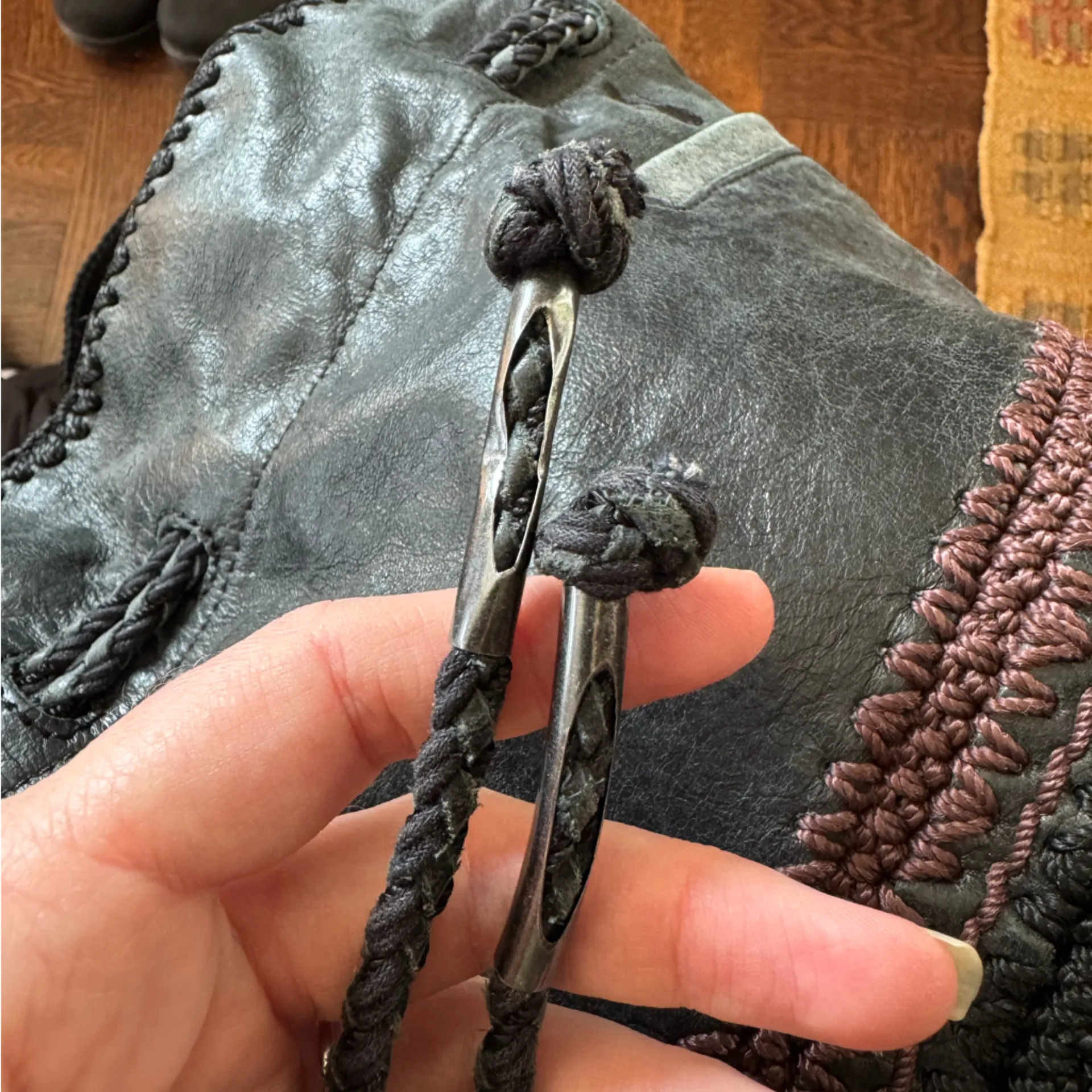 The Sac Black Leather Heritage Drawstring Bucket Bag soft leather bag - Image 9