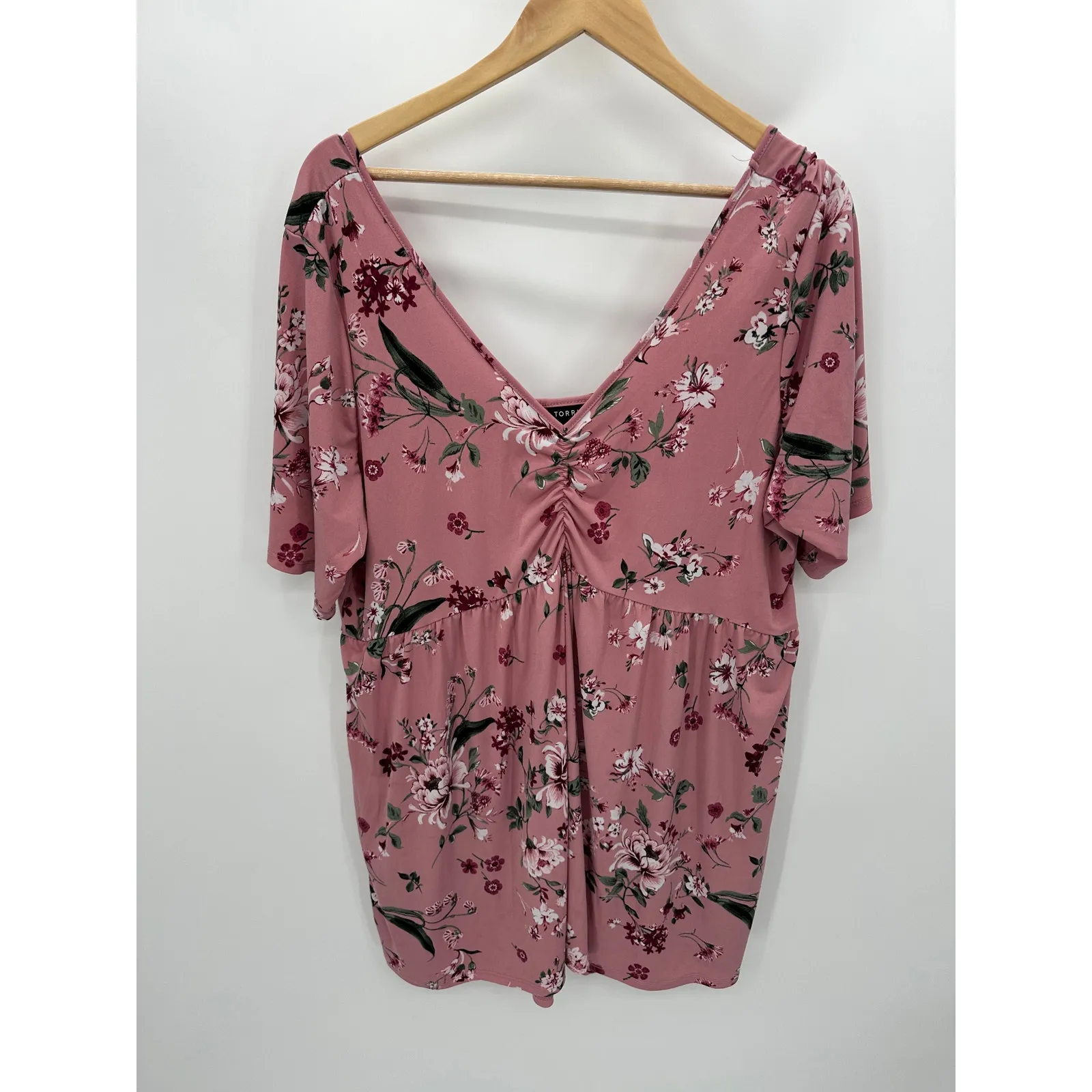 Torrid Top Women 3 3X Pink April Floral Studio Knit V-Neck Ruched Front Babydoll - Image 9