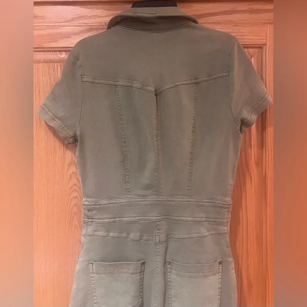 Urban Outfitters Emma Stretch Denim Flared Jumpsuit in Olive Green Size Small - Image 14