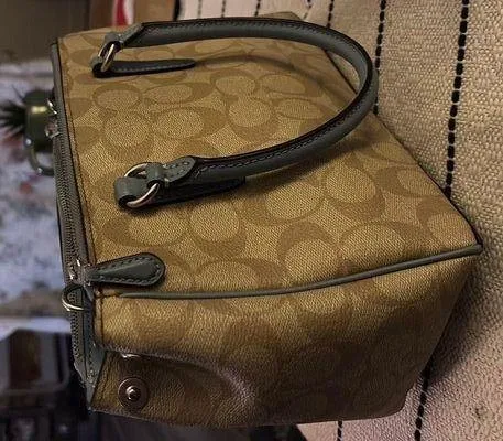 Beige and Blue Handbag - Image 6