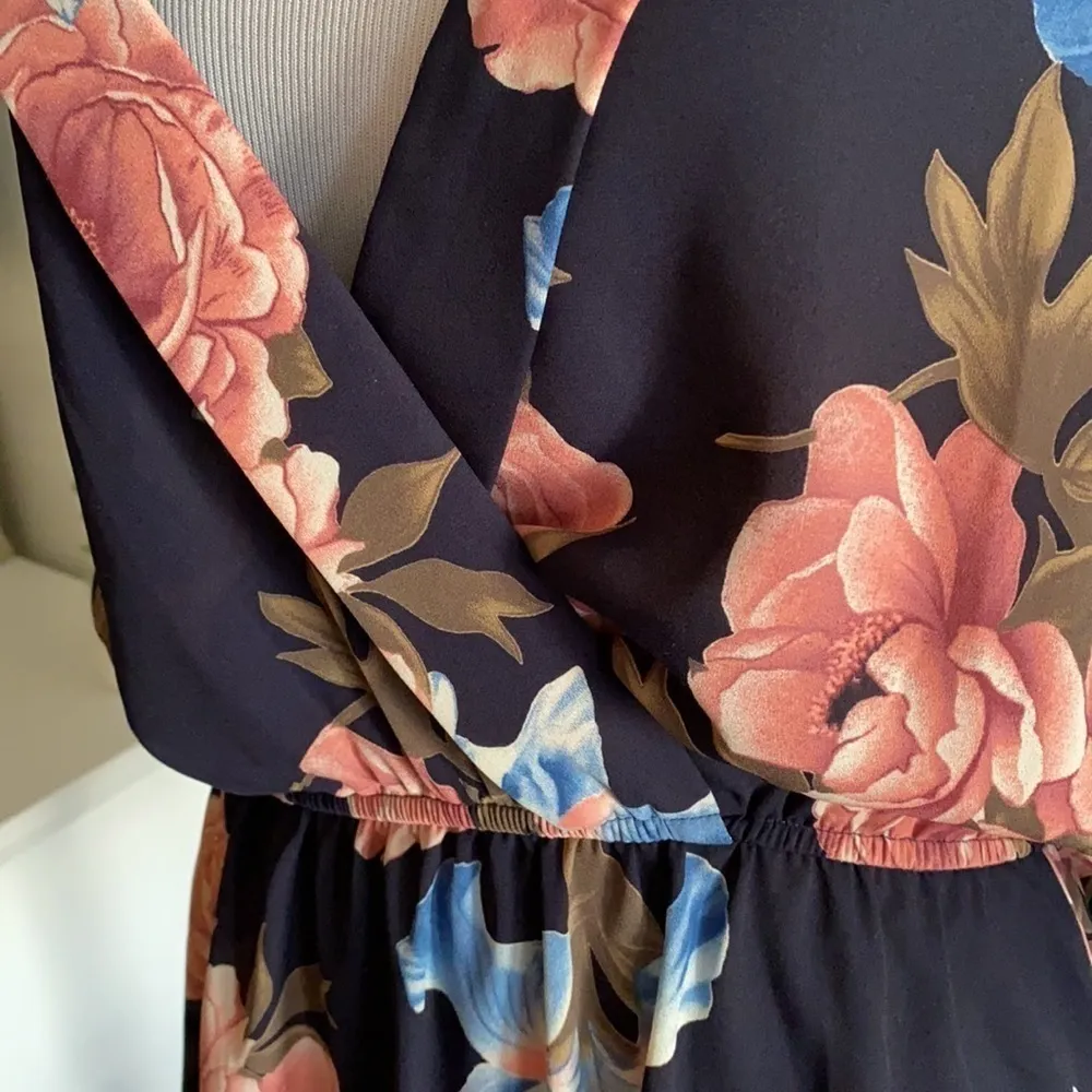 Lulu’s Faux Wrap Surplice Peplum Plunge Neck Blouse | Navy Floral - Image 2