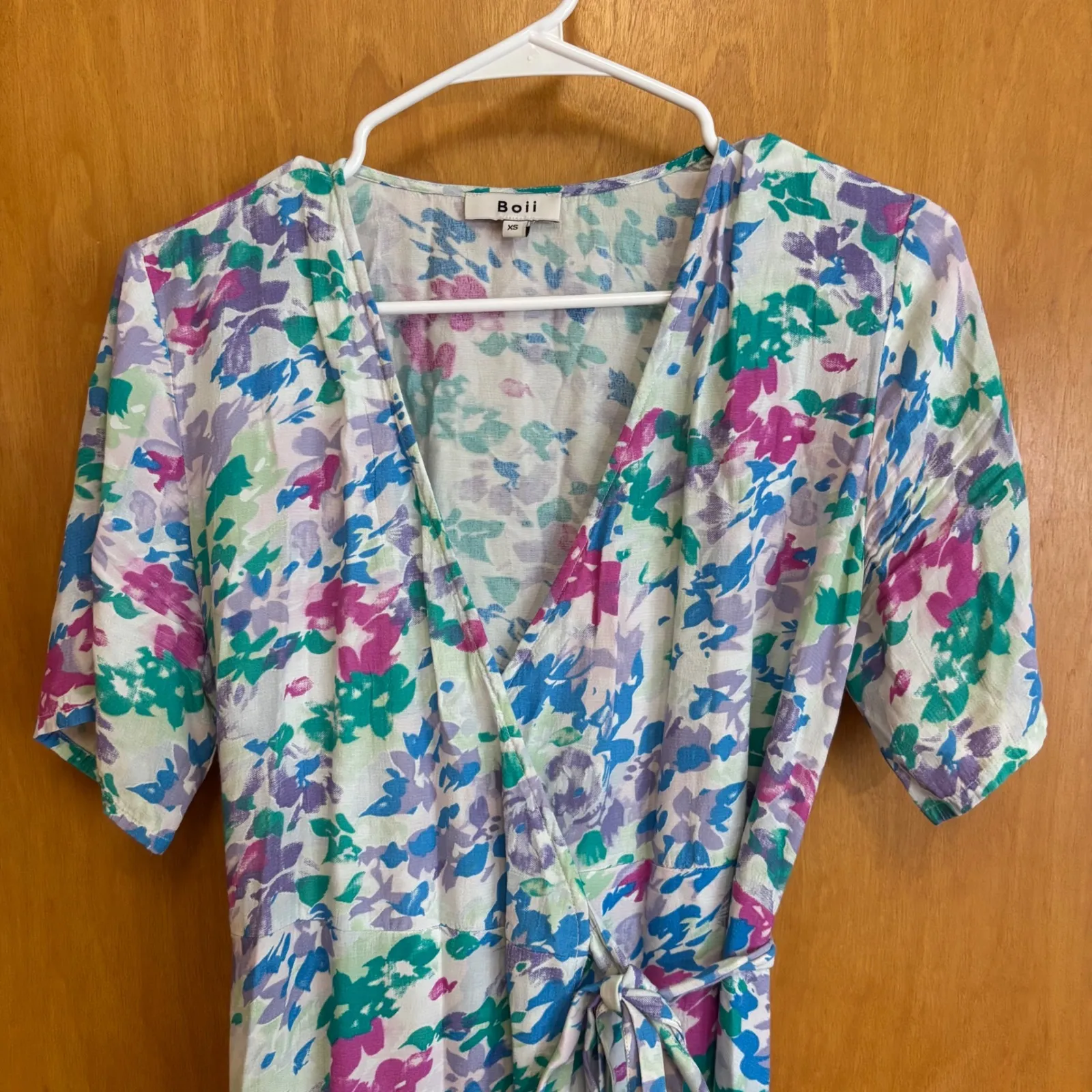 Boii XS Floral Maxi‎ Wrap Dress Short Sleeve V Neck Casual Bohemian White - Image 4