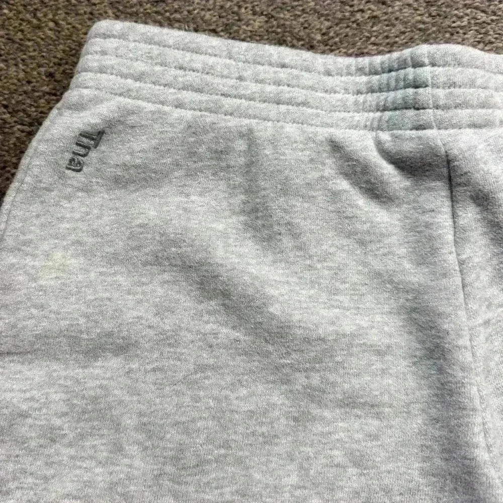 Aritzia TNA Cozy Perfect Fleece Grey Shorts size XS - Image 5