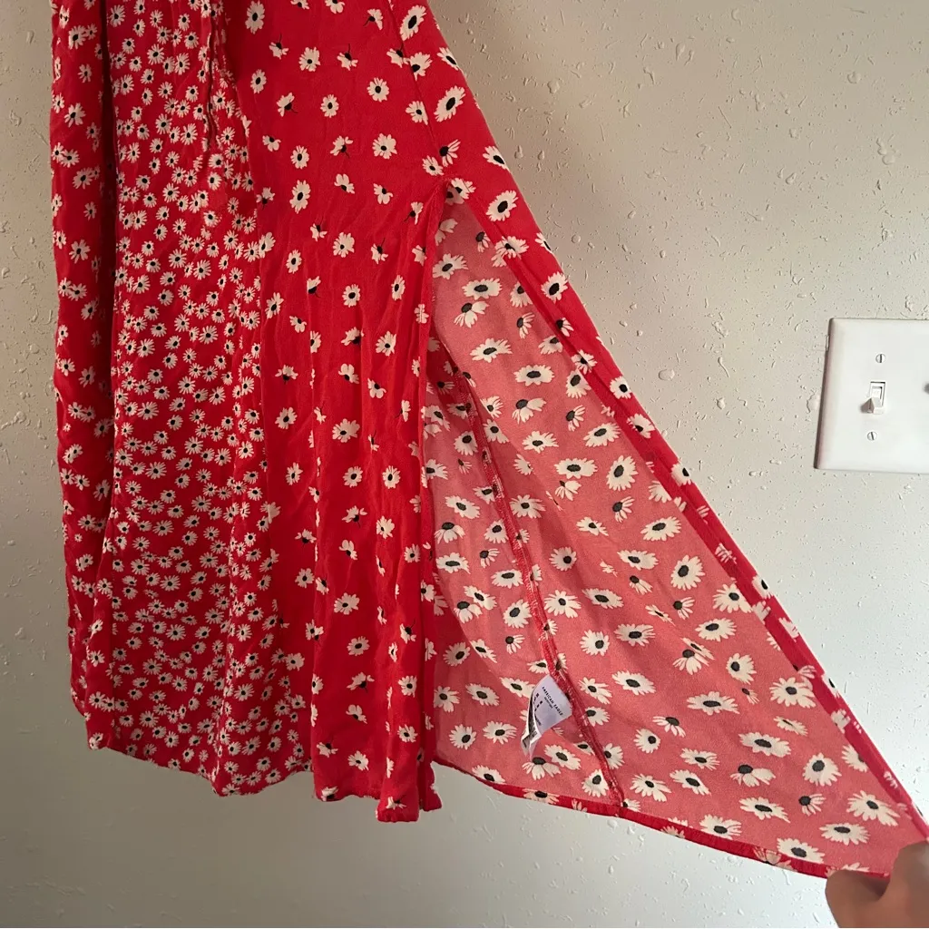 American Eagle Outfitters Red Floral Midi Dress Casual lightweight Leg Slit - Image 7