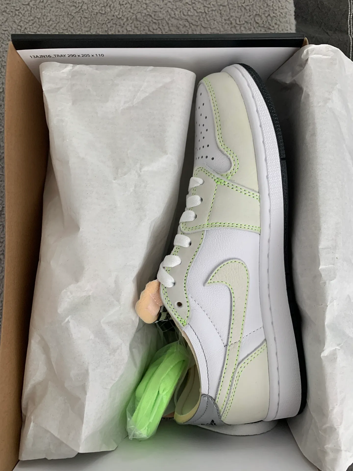 Jordan Air  1 - Image 4